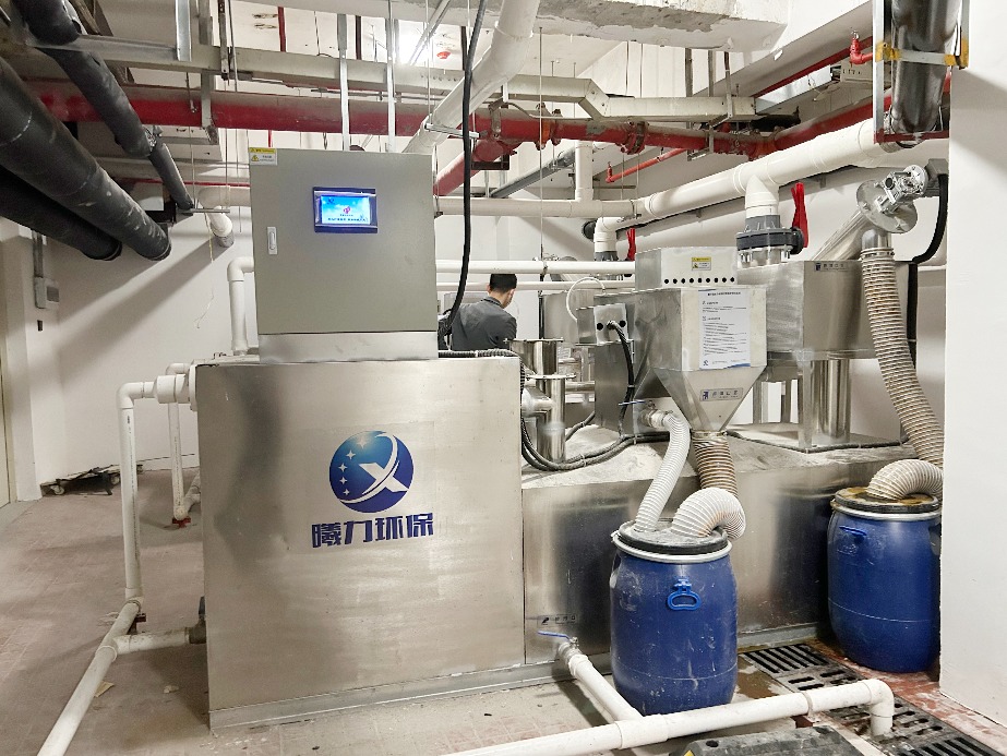 曦力油水分離器調試